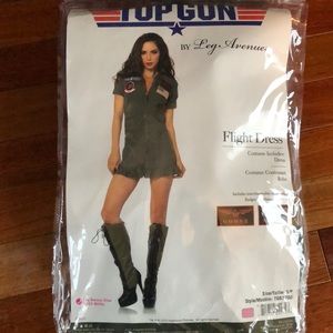 Couples Top Gun costumes